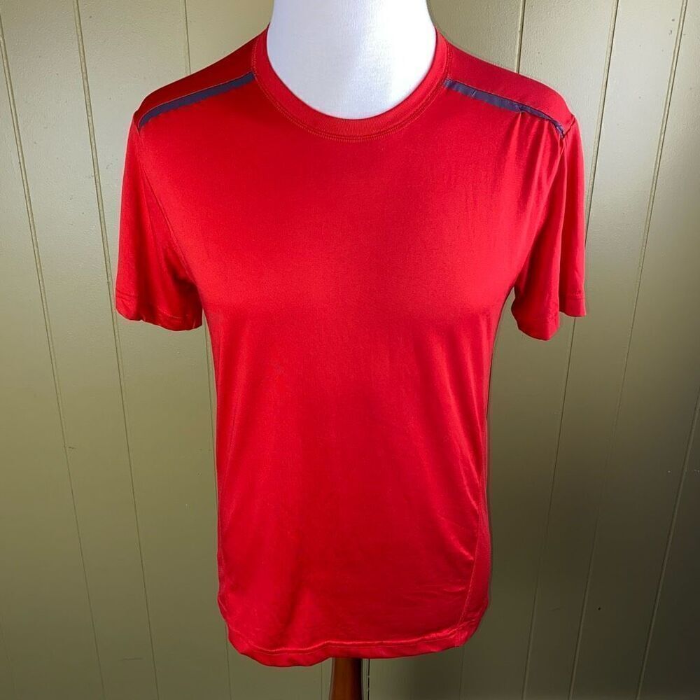 MSK by Michael Strahan men M drifit Crewneck short sleeve athletic shirt red